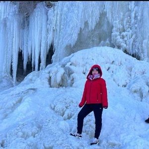 Meet your Posher, G elizabeth